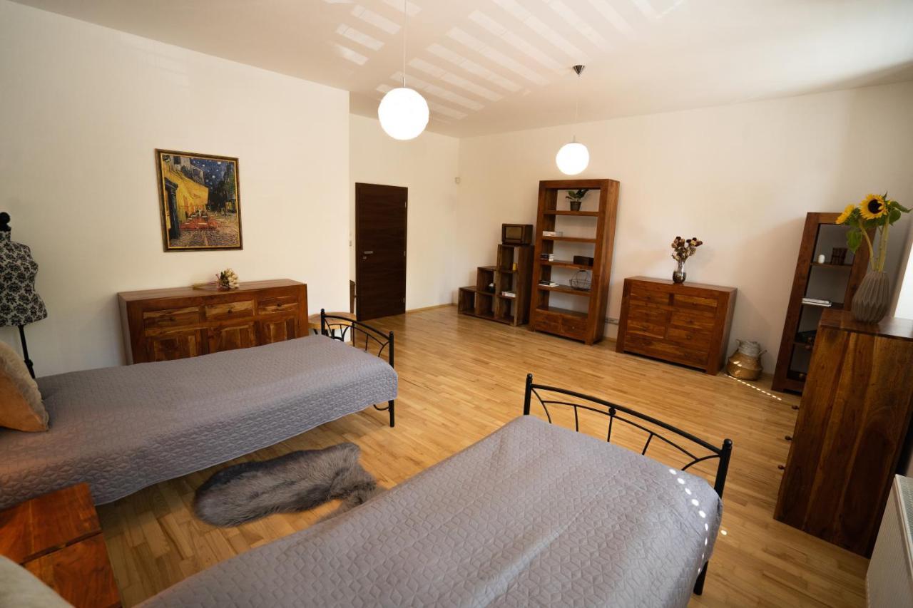 ברנו Black Field Apartment מראה חיצוני תמונה