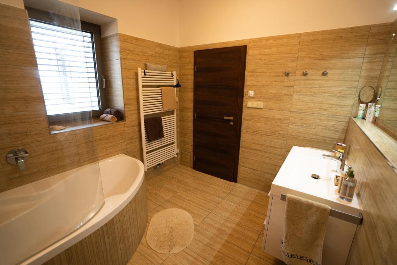 ברנו Black Field Apartment מראה חיצוני תמונה